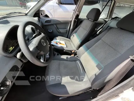 PARATI 1.6 C 8V