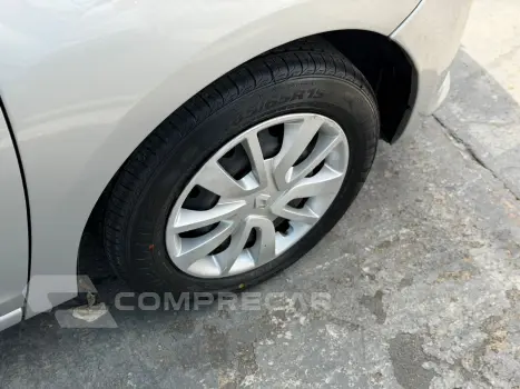 SANDERO Expression Hi-Power 1.6 8V 5p