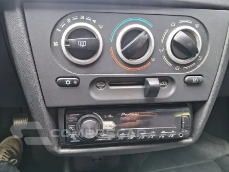 Celta 1.0 4P VHC FLEX SUPER