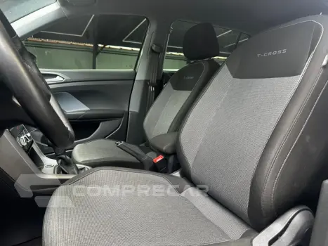 T-CROSS 1.0 200 TSI TOTAL FLEX AUTOMÁTICO