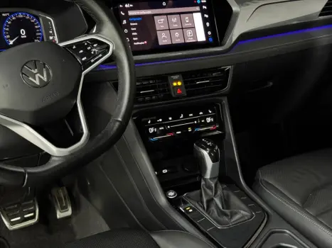 TAOS 1.4 250 TSI TOTAL FLEX HIGHLINE AUTOMÁTICO