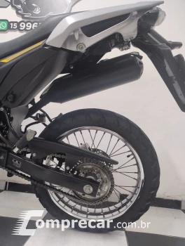 XTZ 250 Lander