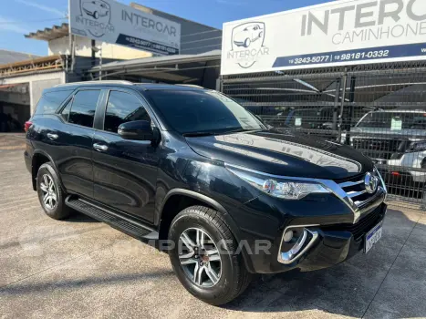 HILUX SW4 2.7 SRV 7 Lugares 4X2 16V