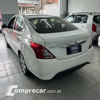 VERSA 1.0 12V FlexStart 4p Mec.