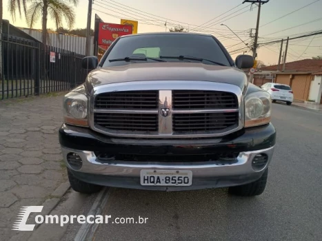 RAM - 5.7 2500 ST 4X2 CD V8 4P AUTOMÁTICO