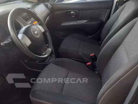 Livina 1.8 S 16V Flex 4P Automático