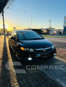 Honda CIVIC 1.8 LXS 16V 4 portas