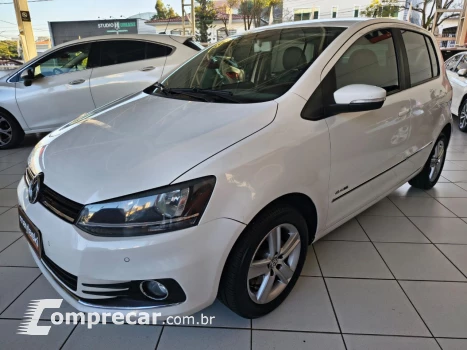 Volkswagen Fox 1.6 16V 4P MSI HIGHLINE FLEX 4 portas