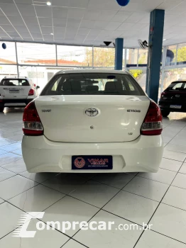 ETIOS 1.5 X Sedan 16V