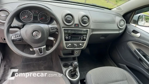 Volkswagen VOYAGE 1.0 MI Comfortline 8V 4 portas