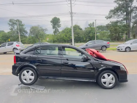 Astra Hatch 2.0 16V 4P GSI