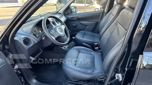 CELTA 1.0 MPFI Life 8V