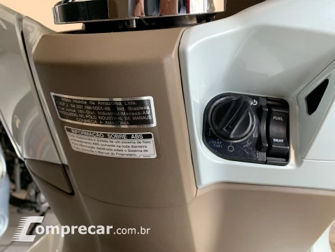 PCX DLX 150