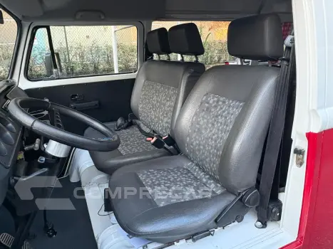 KOMBI 1.6 MI STD Lotação 8V
