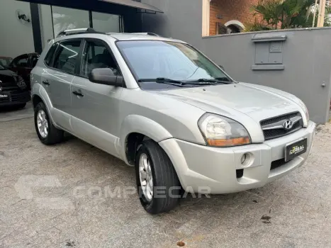 TUCSON 2.0 MPFI GL 16V 142CV 2WD GASOLINA 4P MANUAL