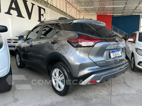 KICKS Active 1.6 16V Flex Aut.