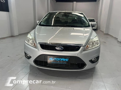 Focus Sedan 2.0 16V 4P GLX FLEX AUTOMÁTICO