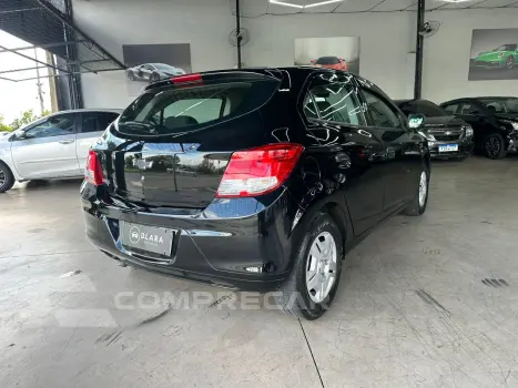 Onix Joy 1.0 2014