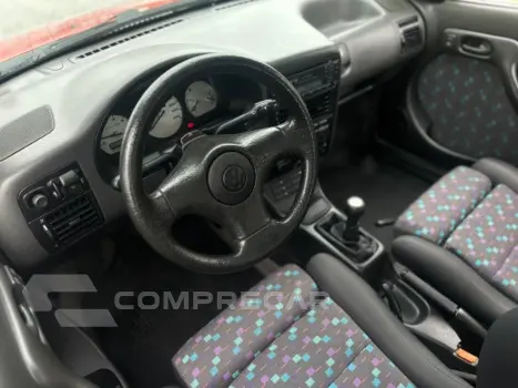 GOL 2.0 GTI 8V ÁLCOOL 2P MANUAL