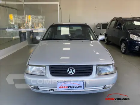 SANTANA 2.0 MI 8V GASOLINA 4P MANUAL