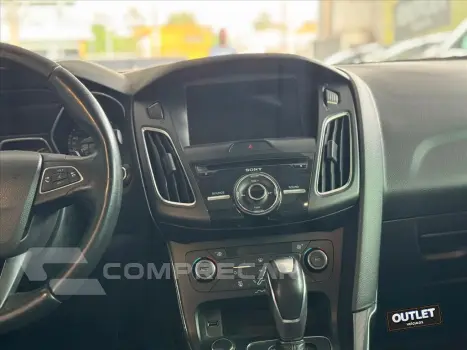 FOCUS 2.0 TITANIUM FASTBACK 16V FLEX 4P POWERSHIFT