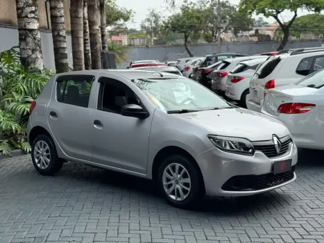 Renault SANDERO 1.0 12V SCE Authentique 4 portas