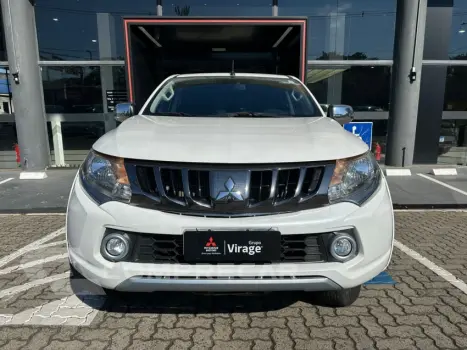 L200 TRITON 2.4 16V Turbo Sport HPE CD 4X4