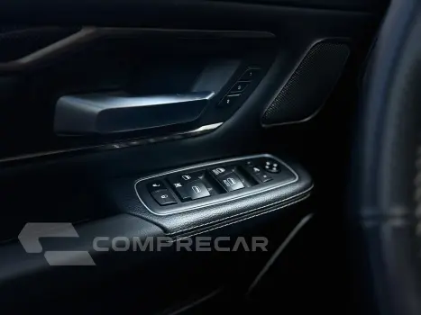 RAM 5.7 V8 1500 Rebel CD 4X4