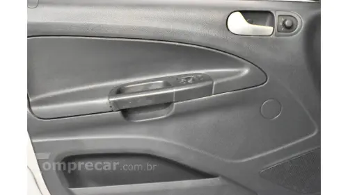 VOYAGE - 1.6 MI HIGHLINE 8V 4P MANUAL