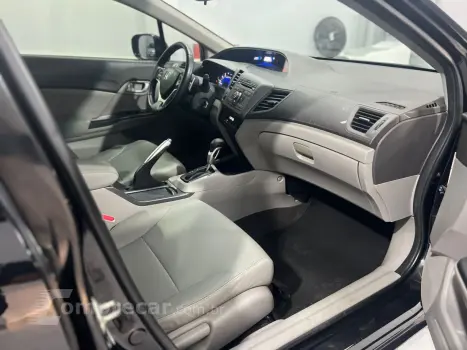 Civic 2.0 16V 4P FLEX LXR AUTOMÁTICO