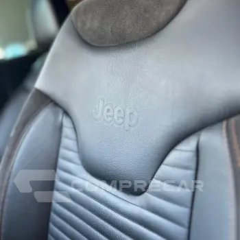 COMMANDER 1.3 T270 Turbo Limited