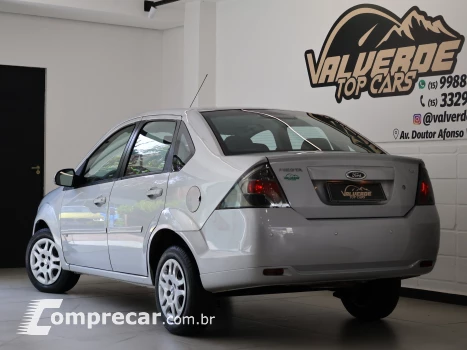 FIESTA 1.6 Rocam SE Sedan 8V