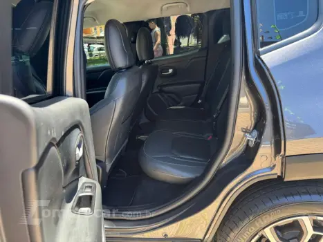 Renegade Long. T270 1.3 TB 4x2 Flex Aut.