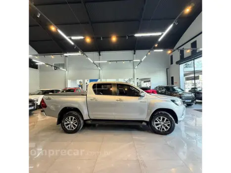 HILUX 2.8 SRV 4X4 CD 16V DIESEL 4P AUTOMÁTICO