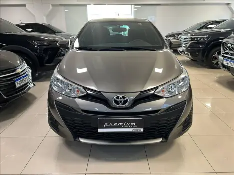 Toyota YARIS 1.5 16V FLEX XL PLUS CONNECT MULTIDRIVE 4 portas