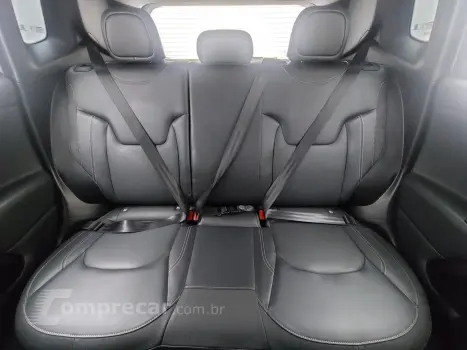 RENEGADE 1.3 T270 TURBO FLEX LONGITUDE AT6