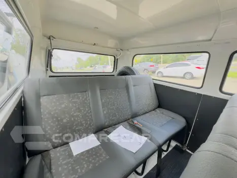 Kombi 1.4 FLEX STD 9 LUGARES