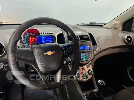 SONIC 1.6 LT 16V FLEX 4P MANUAL