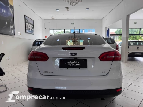 FOCUS 2.0 SE Plus Sedan 16V