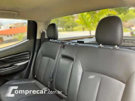 L200 TRITON 2.4 16V TURBO DIESEL SPORT SAVANA CD 4P 4X4 AUTO