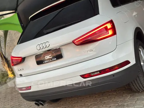 Q3 1.4 TFSI FLEX PRESTIGE PLUS S TRONIC
