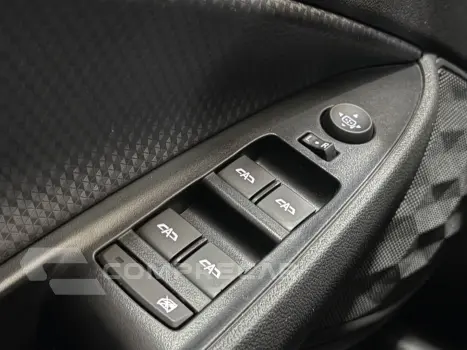 ONIX 1.0 TURBO FLEX PLUS LTZ AUTOMÁTICO
