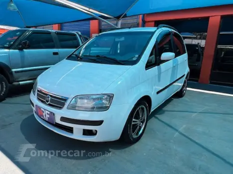 Fiat Idea 1.4 4P ELX FLEX 5 portas