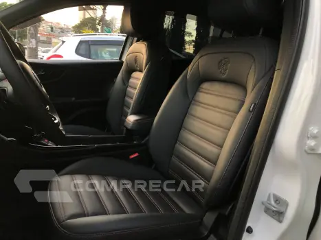 Fastback 1.3 Turbo 270 Flex Abarth At6