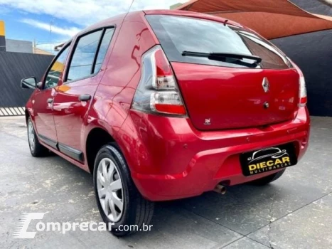 Renault SANDERO - 1.0 AUTHENTIQUE 16V 4P MANUAL 4 portas