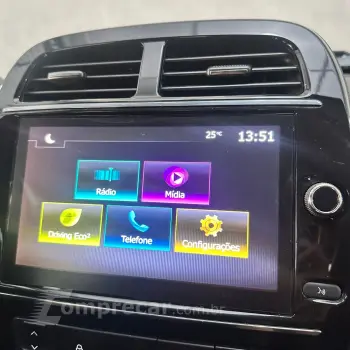 Kwid KWID Intense 1.0 Flex 12V 5p Mec.