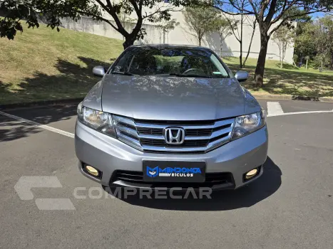 CITY 1.5 LX Sedan 16V