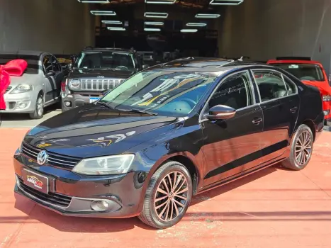 Volkswagen JETTA Highline 2.0 TSI 16V 4p Tiptronic 4 portas