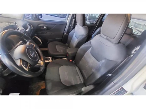 RENEGADE - 1.8 16V LONGITUDE 4P AUTOMÁTICO