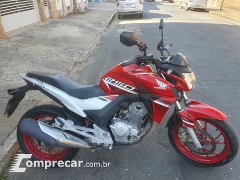 Cbx Twister 250